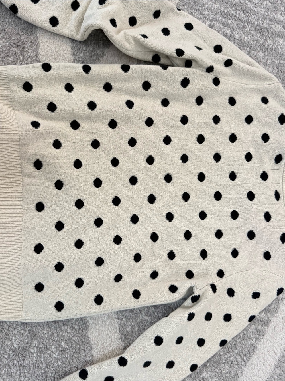 GAP Cream Crewneck Sweater with Black Polka Dots - Picture 4 of 4